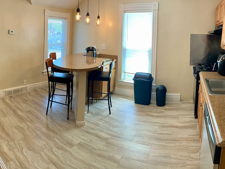63 Rowley St #B2 — Photo 4