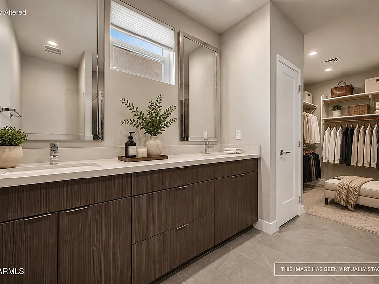 2825 N 42nd St #5 — Photo 14