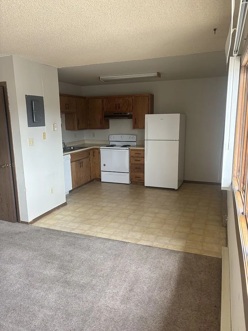 2203 Garfield — Photo 3