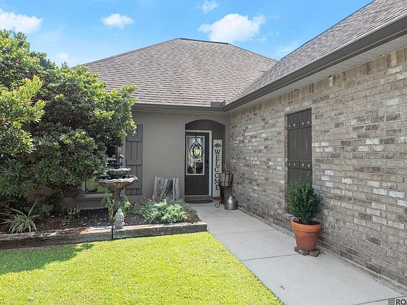 3rd image of 28220 Lake Borgne Ave