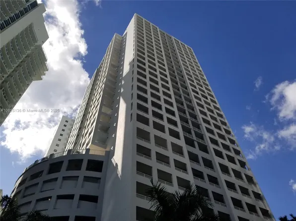 170 SE 14th St APT 1407, Miami, FL 33131