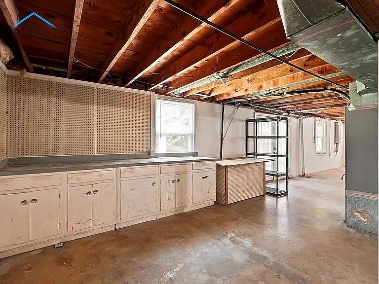 35 Avondale Dr #13 — Photo 15