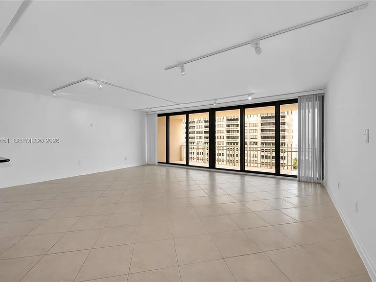 2 Grove Isle Dr #B907 — Photo 6