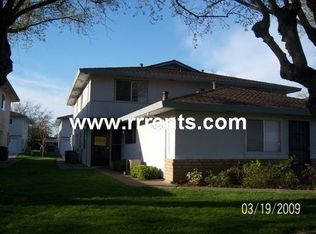 9524 Emerald Park Dr APT 4, Elk Grove, CA 95624