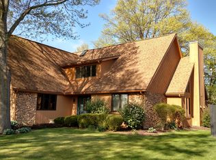 4712 N Camelot Dr, Muncie, IN 47304