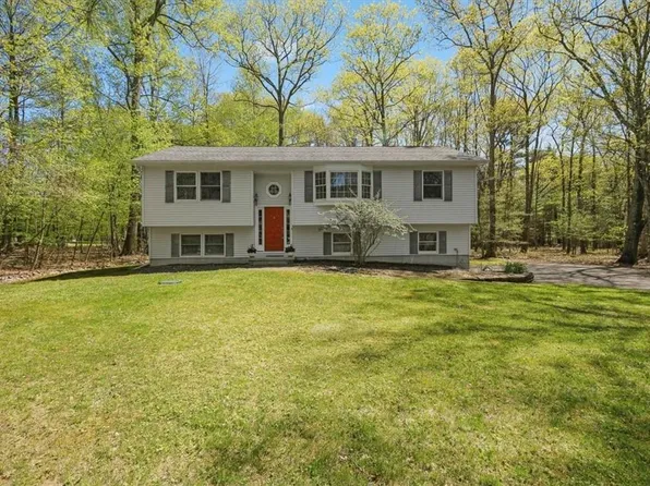 113 Maple Lane, Otisville, NY 10963
