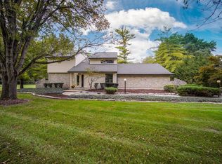 1740 W Alex Bell Rd, Dayton, OH 45459