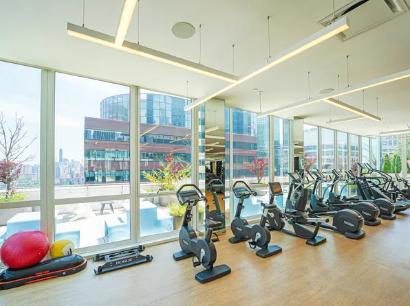 180 Water Street image 8 of 13