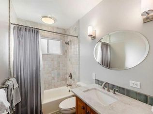 889 Wickfield Ct, Ann Arbor, MI 48105