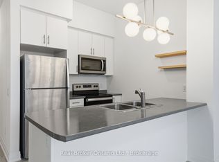16 Concord Pl #642, Grimsby, ON L3M 0J1