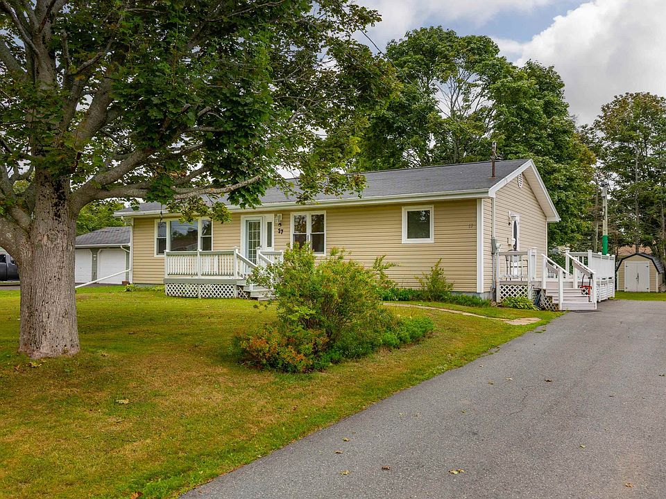 1st image of 17 Bolger Dr