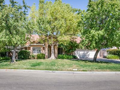 9150 N Red Lion Dr, Fresno, CA, 93720