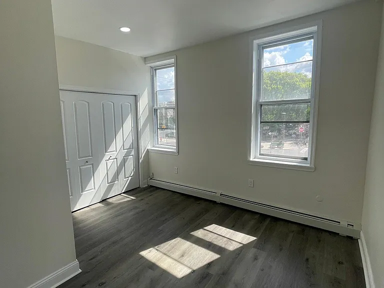 704 S 5th St #2 — Photo 10
