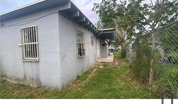 564 NW 13th St — Photo 15