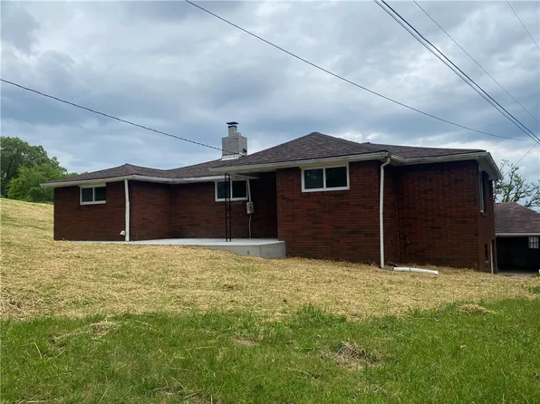 348 Smithfield Masontown Rd, Smithfield, PA 15478