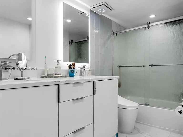 18151 NE 31st Ct #Penthouse 205 — Photo 17