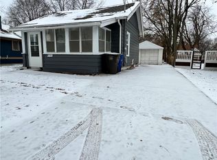 3220 Amherst St, Des Moines, IA 50313