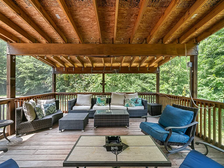 23 Anna Highview Dr — Photo 4