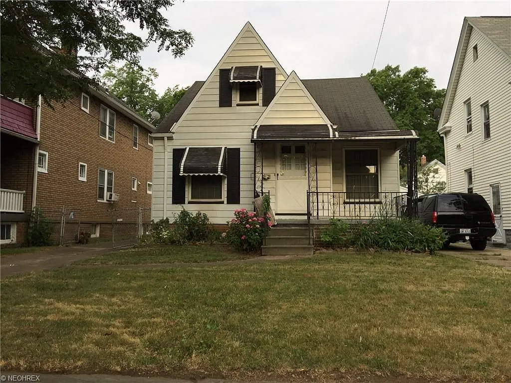 3402 W 128th St photo 1
