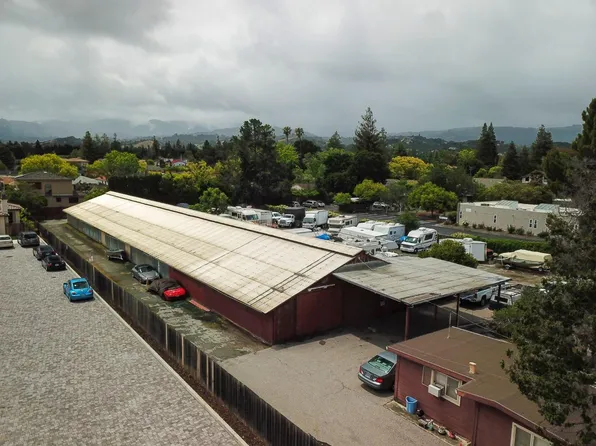 20860 McClellan Rd, Cupertino, CA 95014