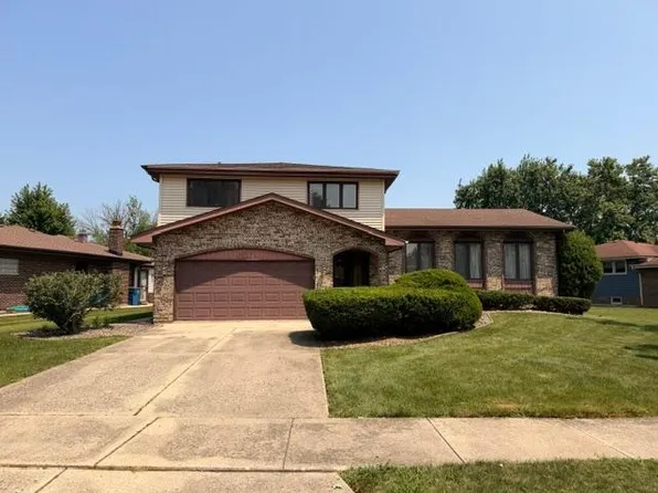6811 Carpenter St, Downers Grove, IL 60516
