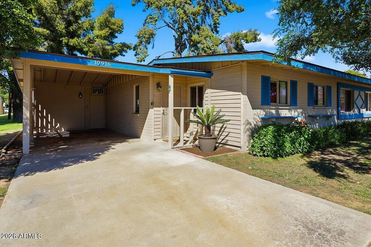 2 bed, 2.0 bath, 1266 sqft, $1,575 — Photo 3