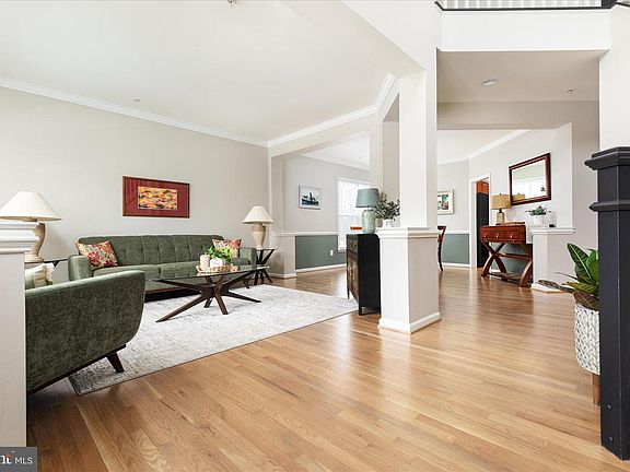 3rd image of 14354 Northbrook Ln