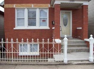 3030 S Broad St #1, Chicago, IL 60608