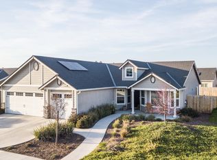 2496 Harbor Island Ave, Tulare, CA