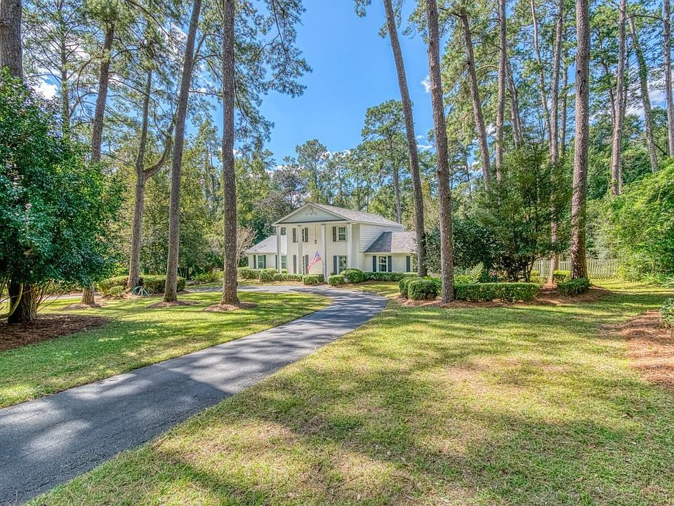 1st image of 3400 Deer Lane Dr