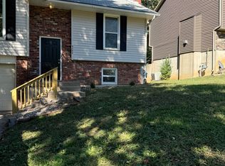 9202 W 49th St, Merriam, KS 66203