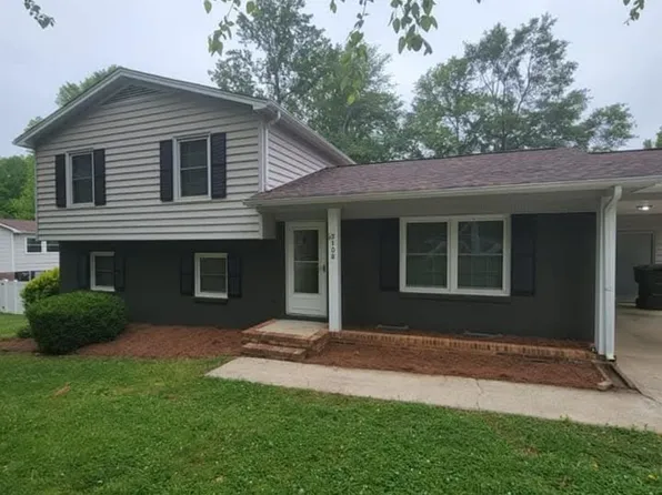 2108 Deepwood Ct, Gastonia, NC 28054