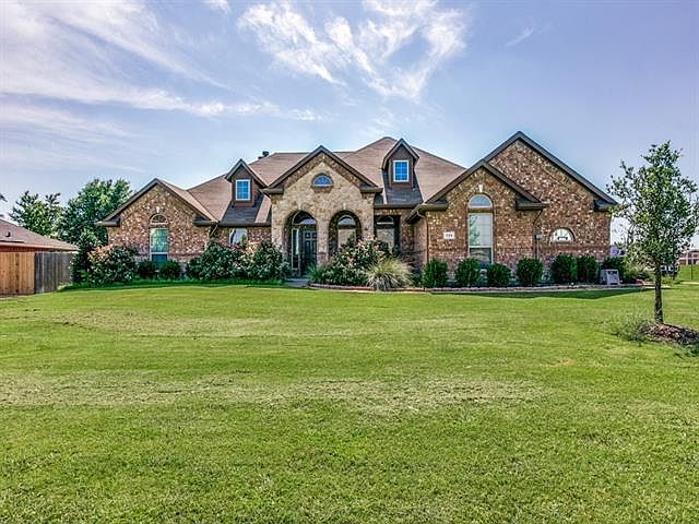 1st image of 721 Meghann Ln