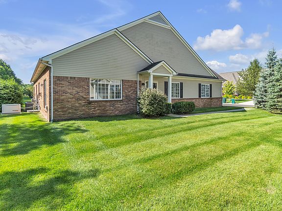 3rd image of 13731 Christina Ln