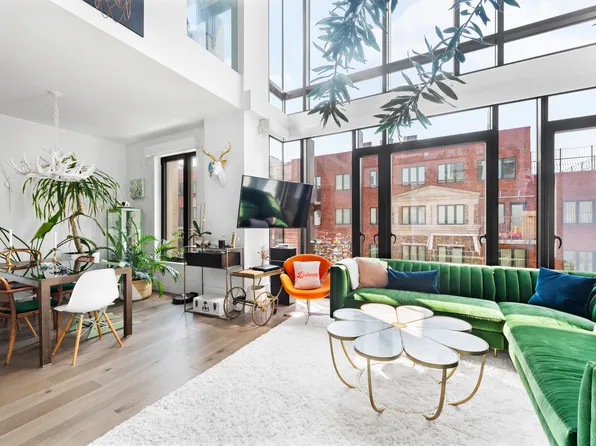 429 Kent Avenue image 2 of 21