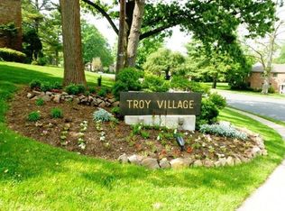 1A Stone Hill Rd BUILDING 27, Springfield, NJ 07081