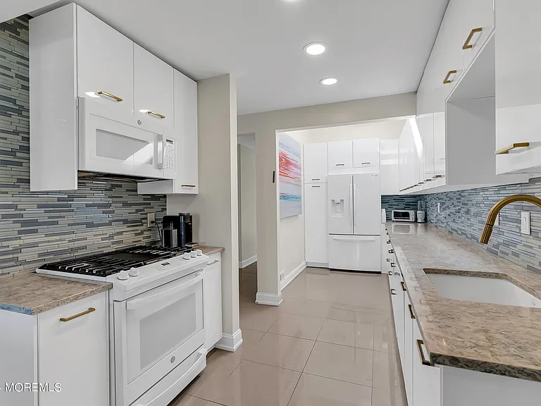 215 W Morgan Ave #13 — Photo 8