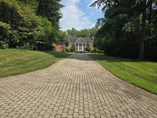 10405 Old Plantation Dr, Evansville, IN 47725