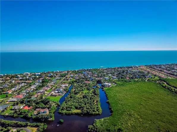 211 Crystal Bay Ln, Melbourne Beach, FL 32951