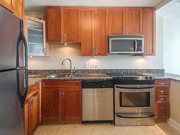 4th image of 405 N Wabash Ave Unit 1401