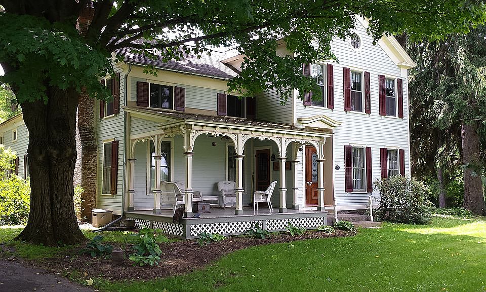 Elegant Country Living