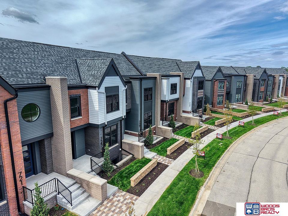 1st image of 721 Blue Sage Blvd
