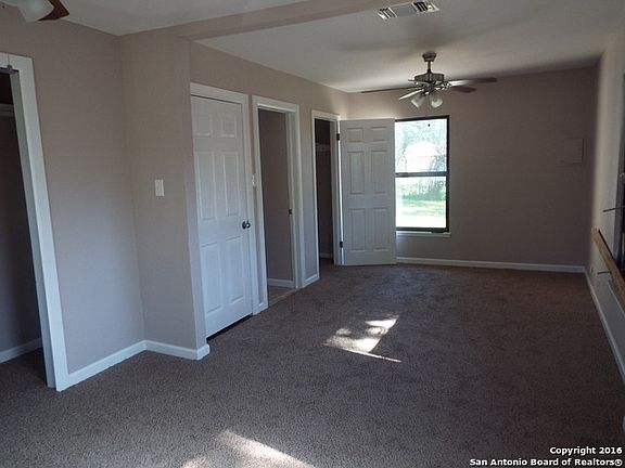 5th image of 151 Eland Dr