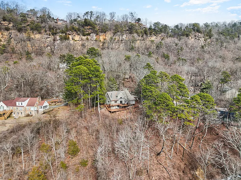 1464 Palisades Rd — Photo 31