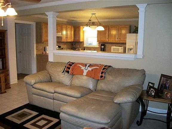 4th image of 4979 S Garden Dr