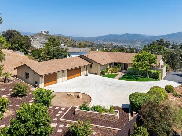 11978 Paseo Fuerte, El Cajon, CA 92020