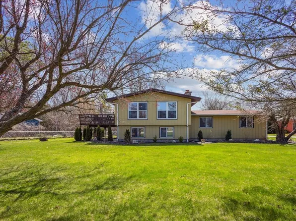 1661 Egg Harbor Rd, Sturgeon Bay, WI 54235