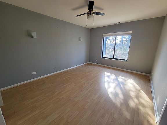 5th image of 2150 Valencia Dr APT 304A