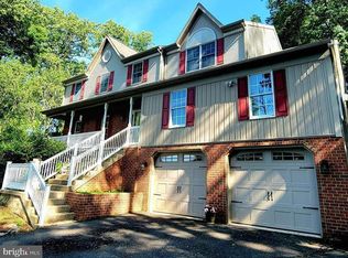 713 Old Fritztown Rd, Sinking Spring, PA 19608