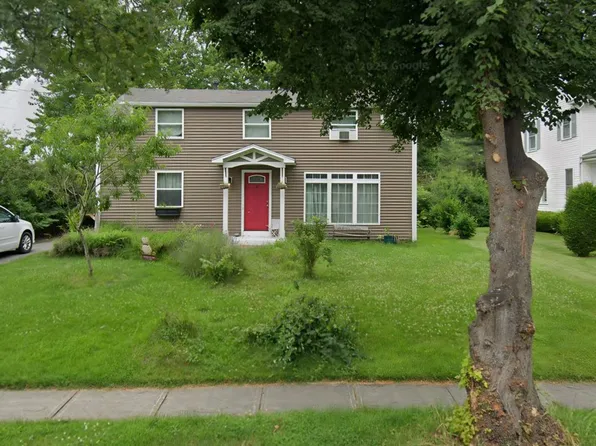 205 Lake Ave, Hilton, NY 14468